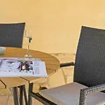 Spacious In Authentic With Amazing Views *
